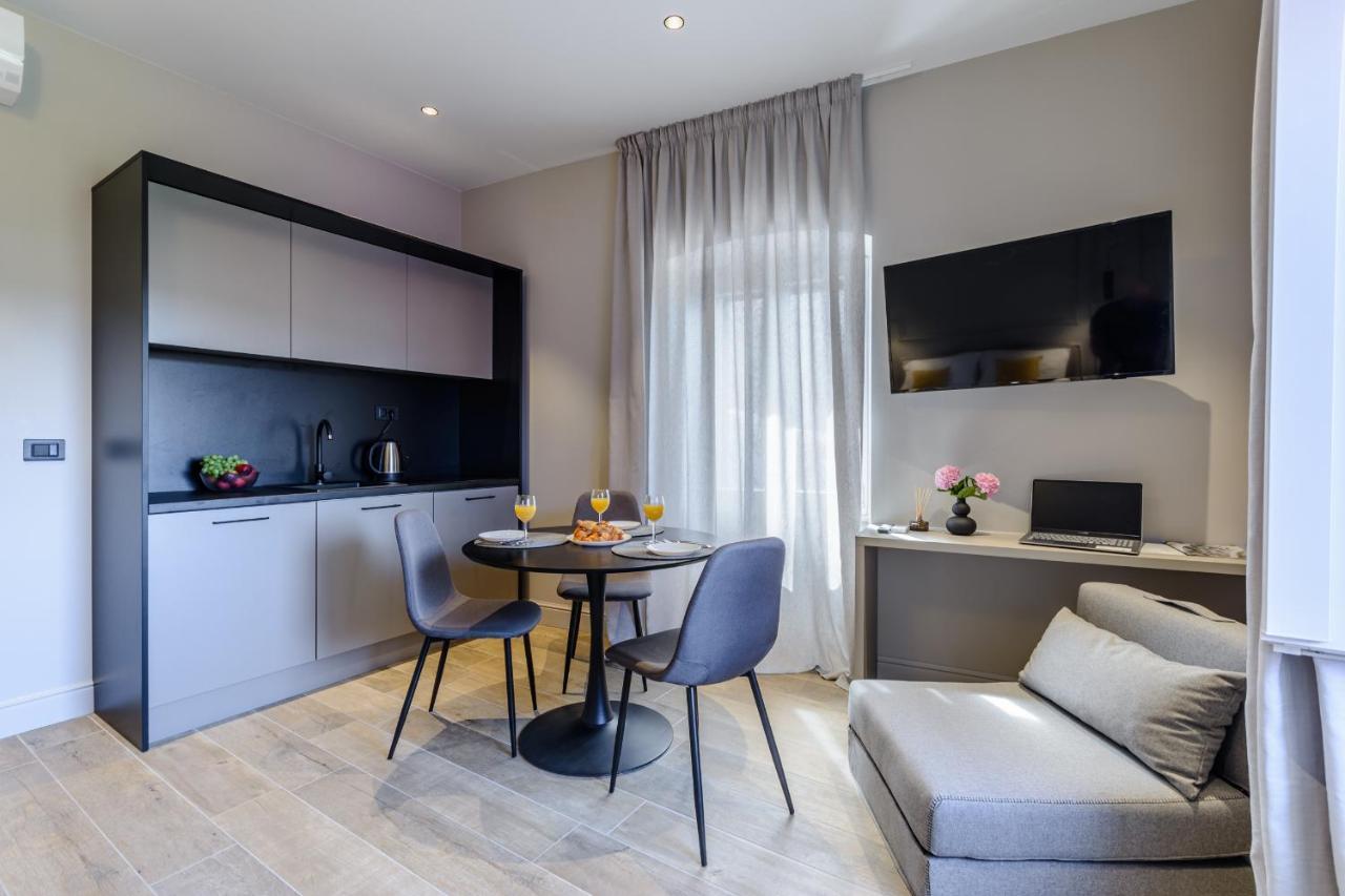 Dora Rooms And Studios Sutivan Εξωτερικό φωτογραφία