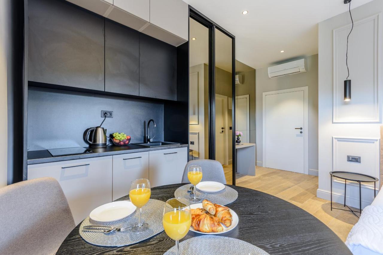 Dora Rooms And Studios Sutivan Εξωτερικό φωτογραφία